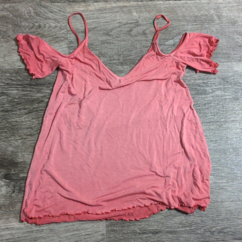 Like new! Pink shirt